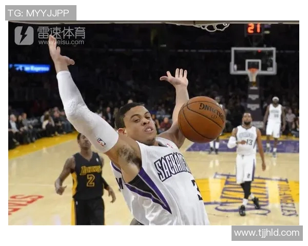 重庆篮球队的独特节奏解析与战术深度探讨